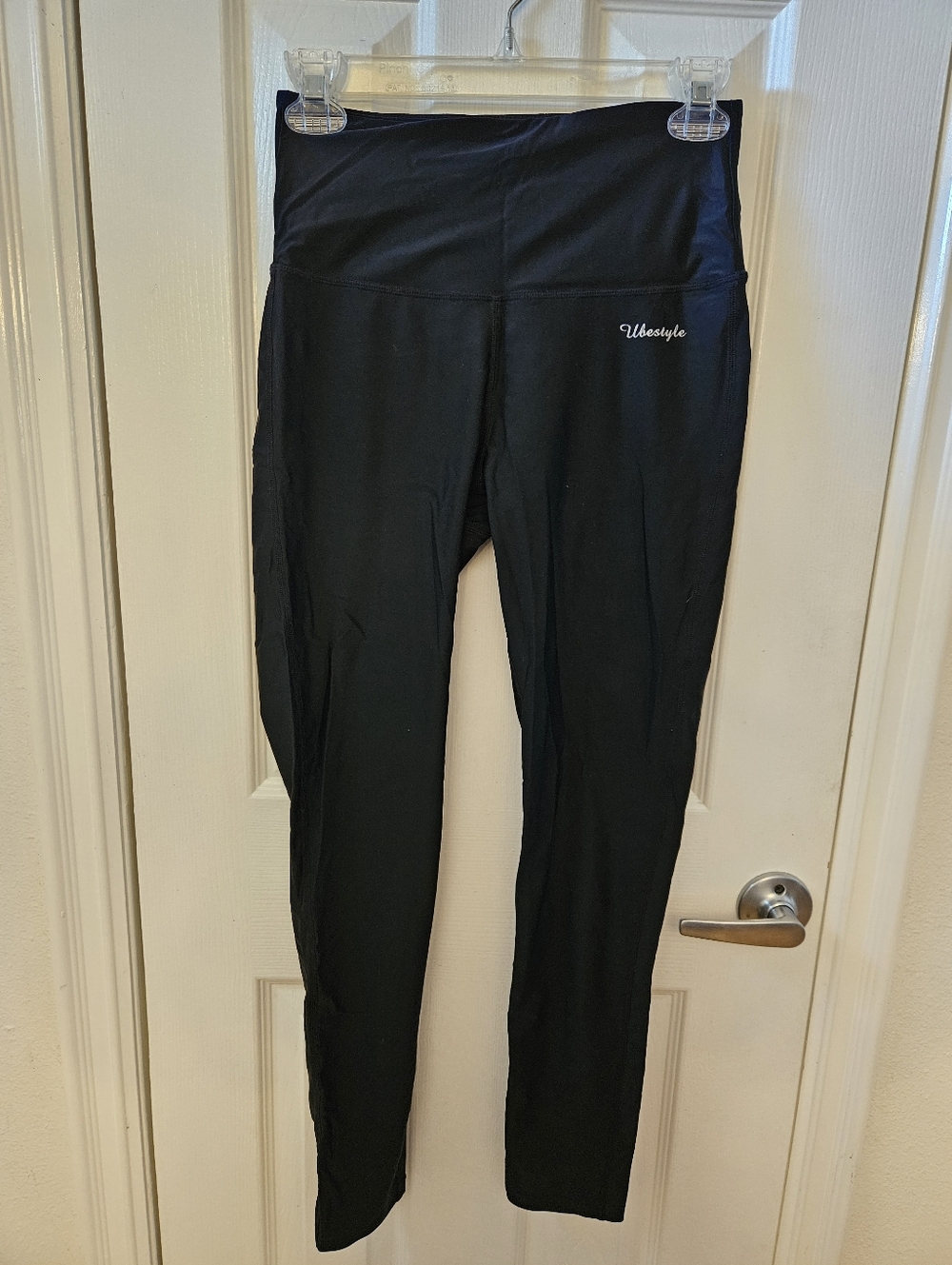 Ubestyle Black Leggings - Medium - Like New with UPF 50+ UV Protection